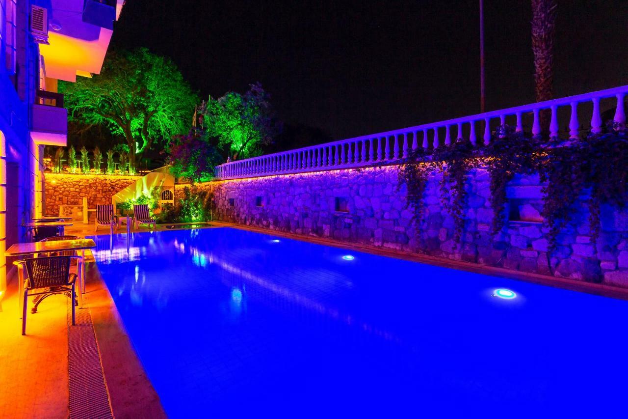 Kabasakal Otel Cesme Bagian luar foto