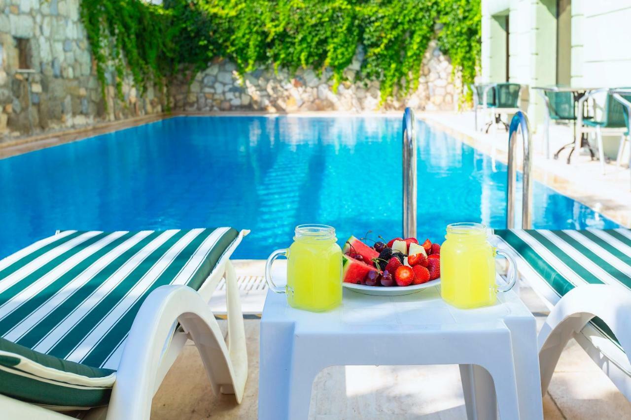 Kabasakal Otel Cesme Bagian luar foto