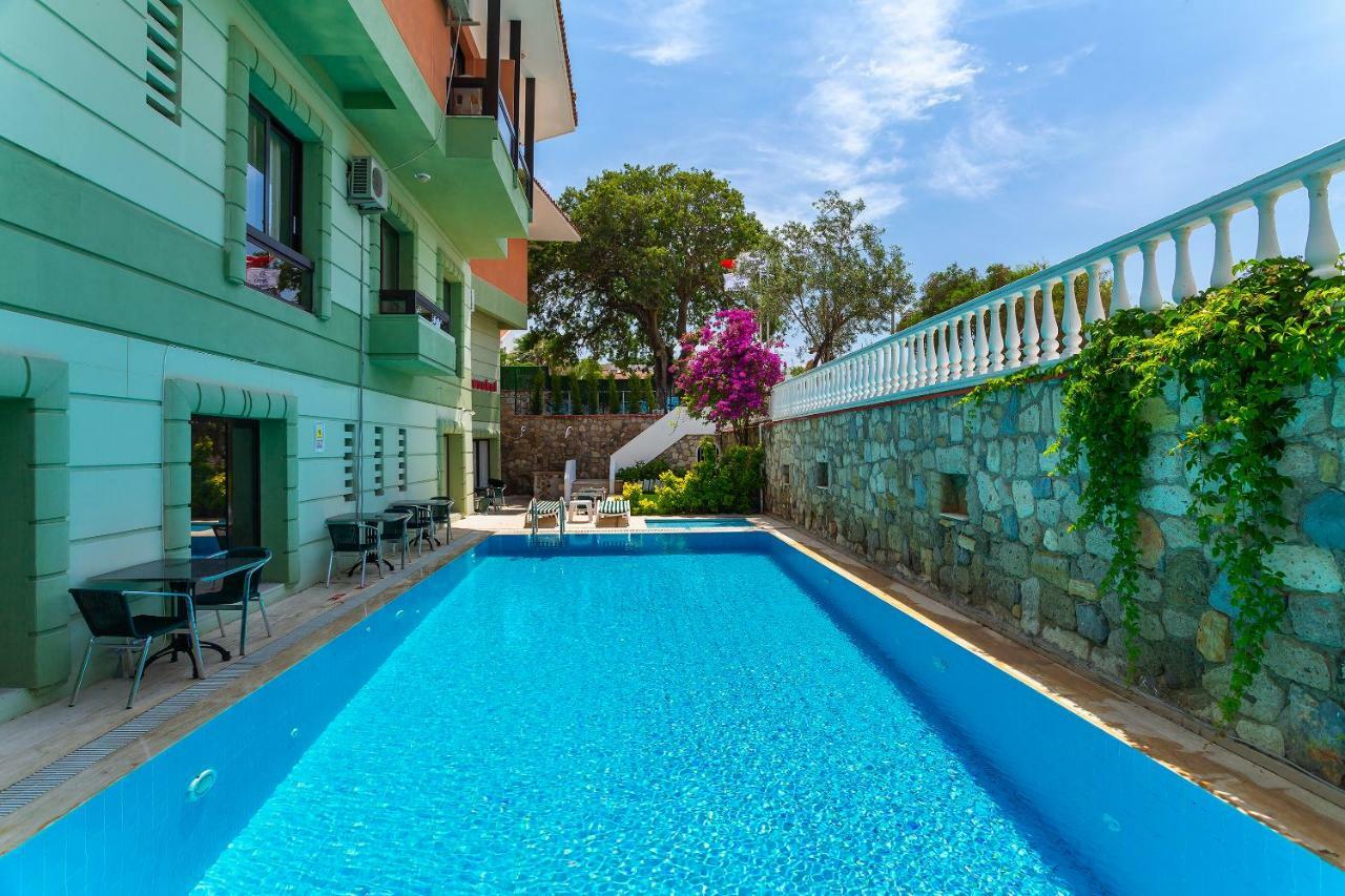 Kabasakal Otel Cesme Bagian luar foto