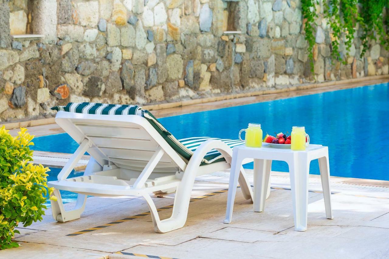 Kabasakal Otel Cesme Bagian luar foto