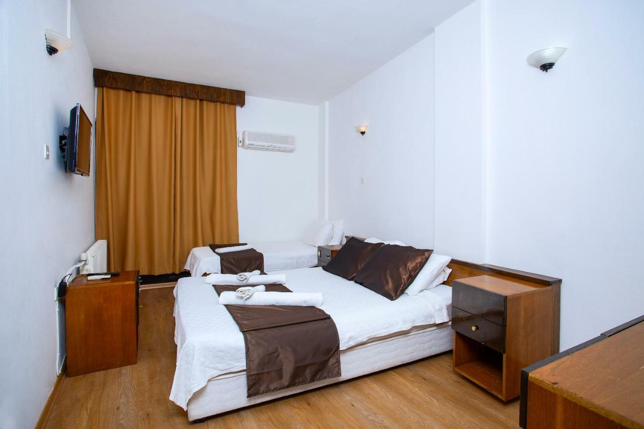 Kabasakal Otel Cesme Bagian luar foto