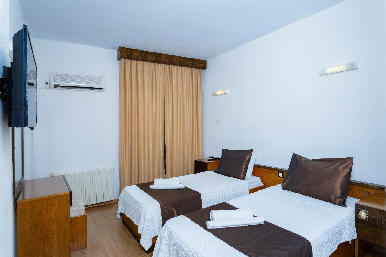 Kabasakal Otel Cesme Bagian luar foto