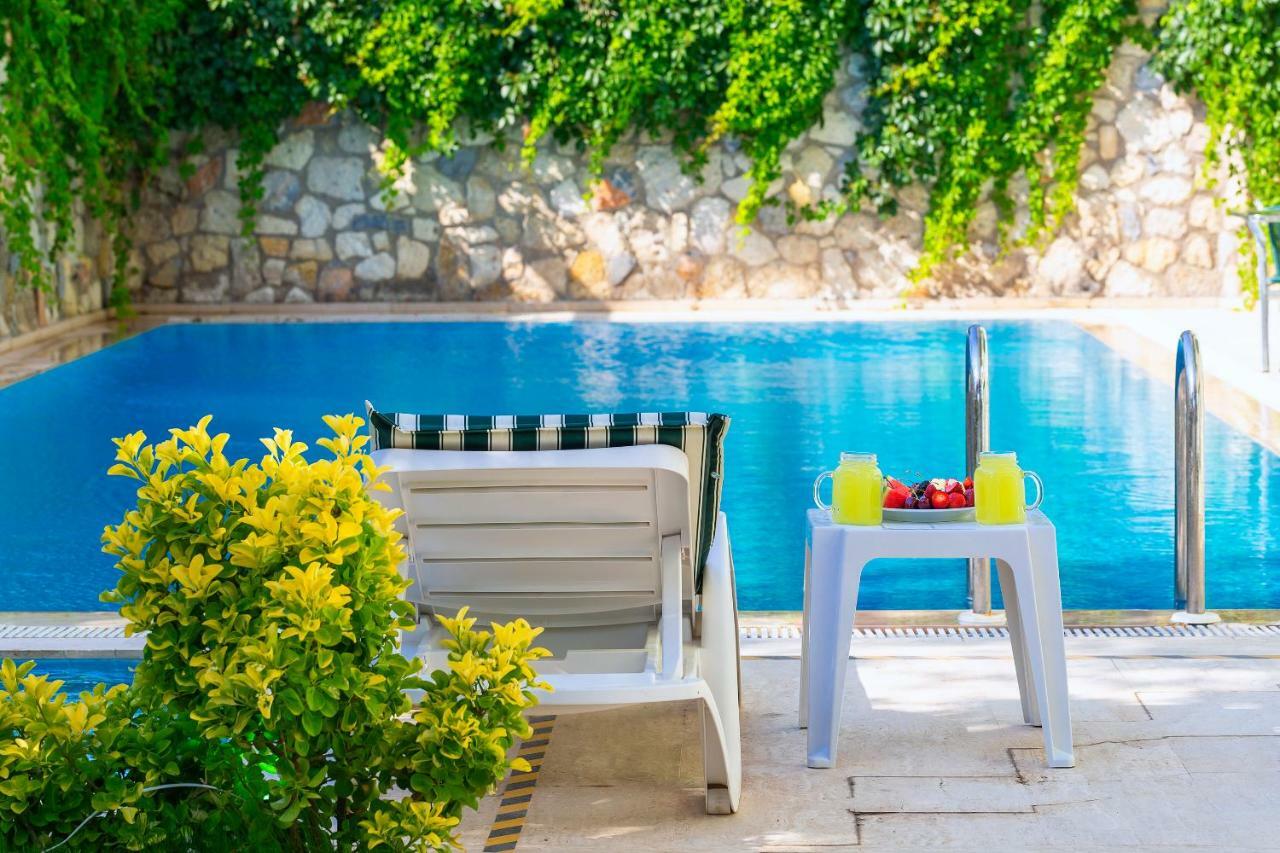 Kabasakal Otel Cesme Bagian luar foto