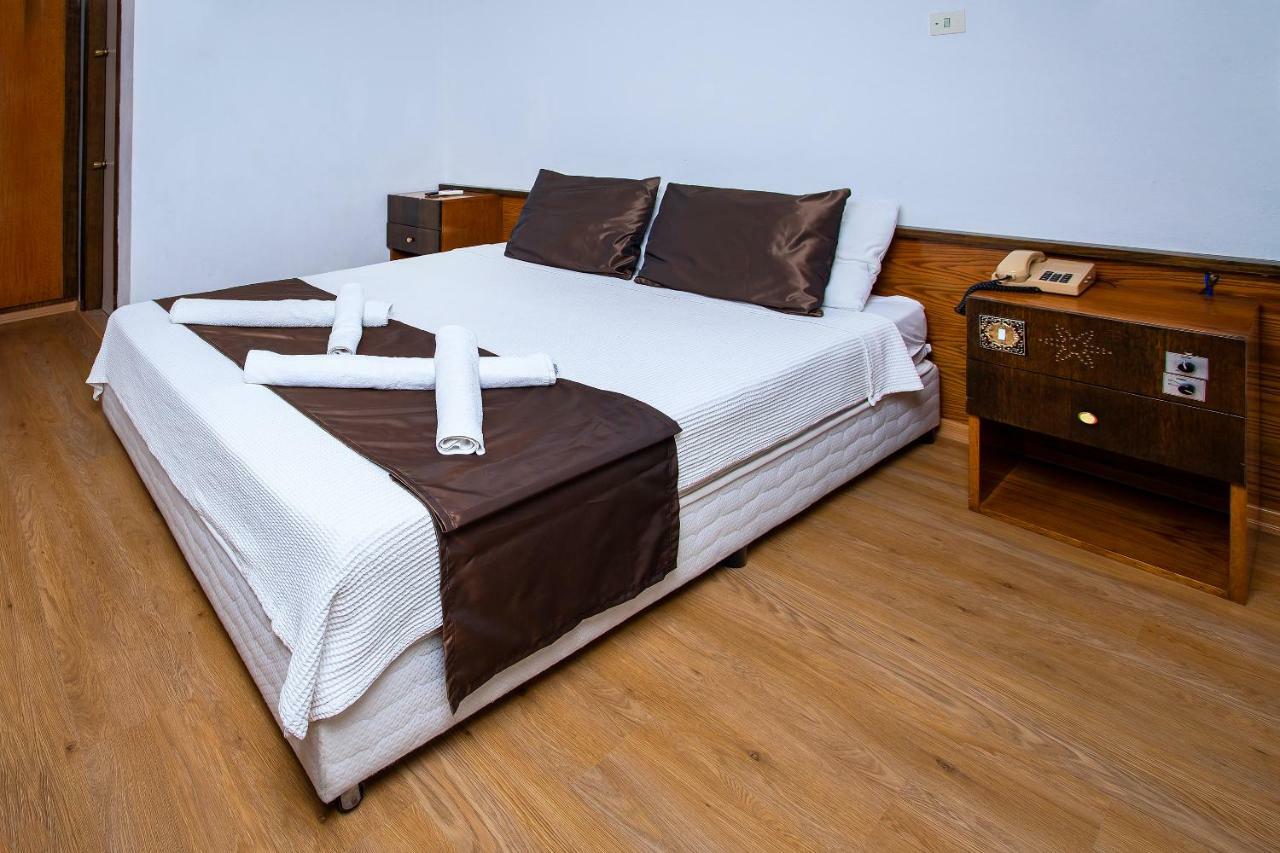 Kabasakal Otel Cesme Bagian luar foto